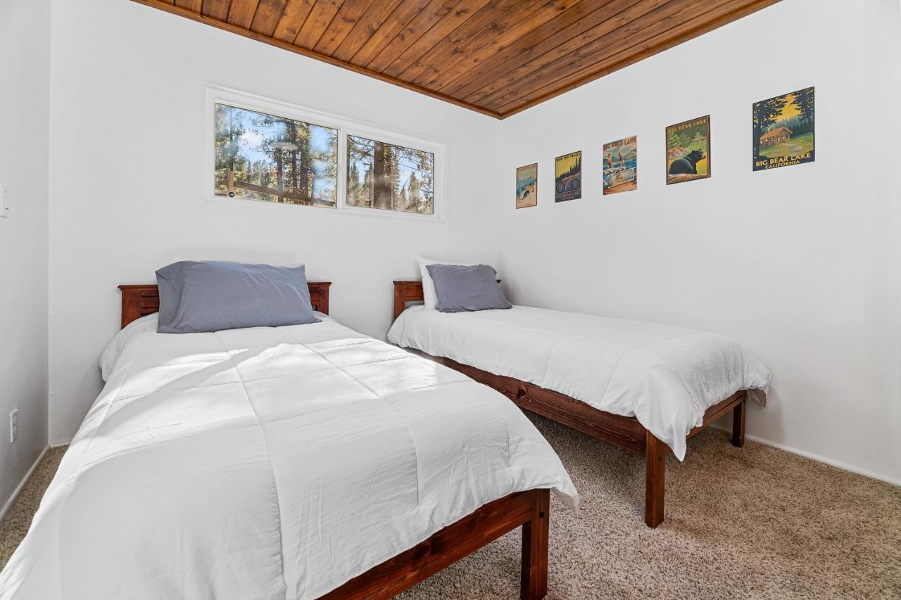 Yellow Pine Lodge - Charming Cottage Style Cabin With Peak-A-Boo Lake And Mountain Views Big Bear Lake Exterior photo